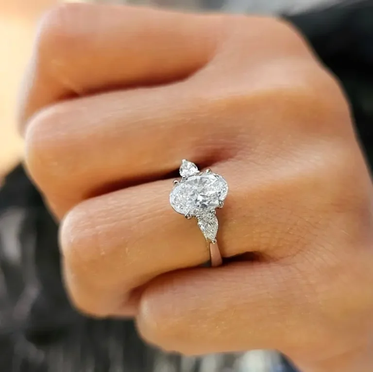 2-Carat Pear Diamond Ring – A Timeless Blend of Grace & Elegance