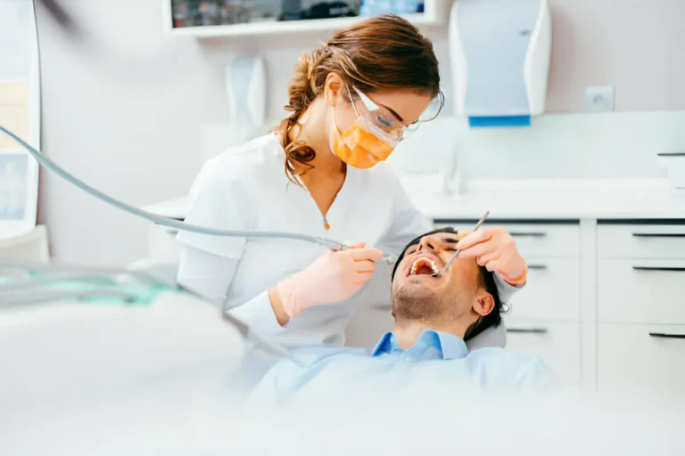 What to Look for in a Good Dentist: 7 Signs You've Found the Right One